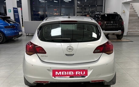 Opel Astra J, 2011 год, 690 000 рублей, 8 фотография