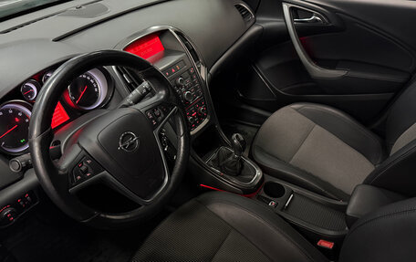 Opel Astra J, 2011 год, 690 000 рублей, 14 фотография