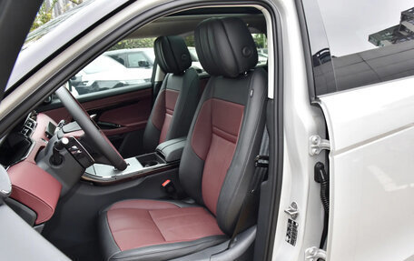 Land Rover Range Rover Evoque II, 2025 год, 6 699 000 рублей, 13 фотография