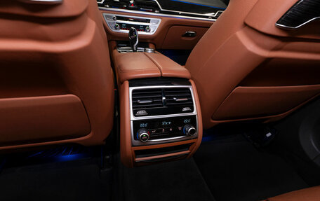 BMW 7 серия, 2017 год, 3 500 000 рублей, 13 фотография