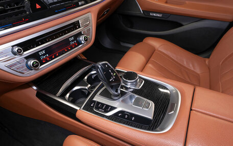 BMW 7 серия, 2017 год, 3 500 000 рублей, 14 фотография