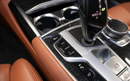 BMW 7 серия, 2017 год, 3 500 000 рублей, 23 фотография