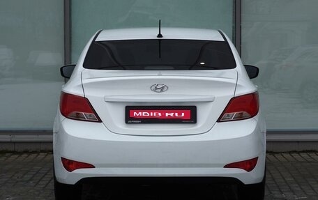 Hyundai Solaris II рестайлинг, 2015 год, 850 000 рублей, 4 фотография