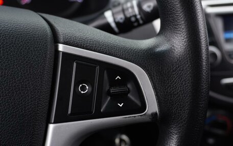 Hyundai Solaris II рестайлинг, 2015 год, 850 000 рублей, 20 фотография