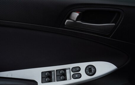 Hyundai Solaris II рестайлинг, 2015 год, 850 000 рублей, 25 фотография