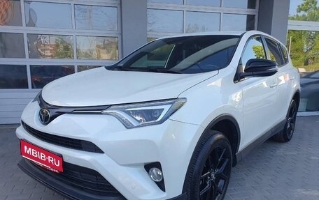 Toyota RAV4, 2018 год, 1 950 000 рублей, 1 фотография