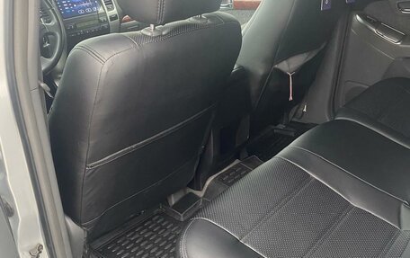 Toyota Land Cruiser Prado 120 рестайлинг, 2008 год, 2 150 000 рублей, 16 фотография