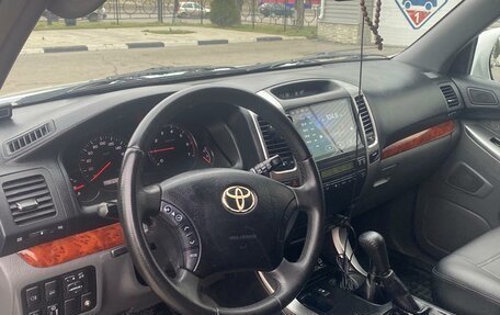 Toyota Land Cruiser Prado 120 рестайлинг, 2008 год, 2 150 000 рублей, 12 фотография