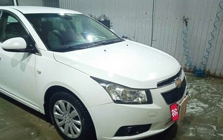 Chevrolet Cruze II, 2012 год, 600 000 рублей, 6 фотография