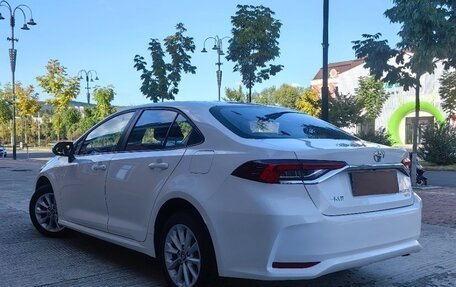 Toyota Corolla, 2021 год, 1 650 000 рублей, 4 фотография