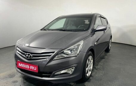 Hyundai Solaris II рестайлинг, 2015 год, 790 000 рублей, 1 фотография