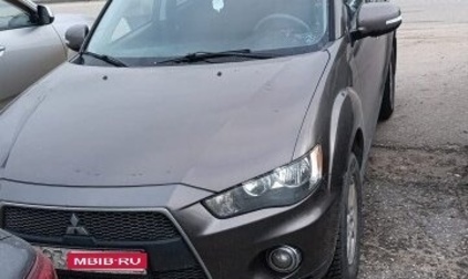 Mitsubishi Outlander III рестайлинг 3, 2010 год, 1 000 000 рублей, 1 фотография