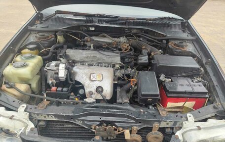 Toyota Caldina, 1993 год, 100 000 рублей, 1 фотография