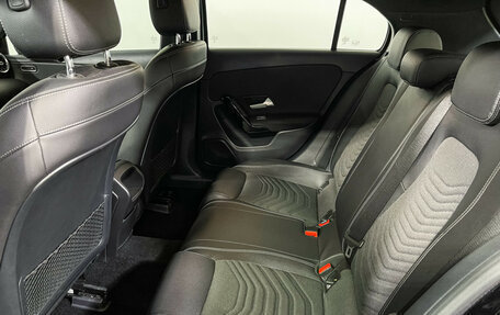 Mercedes-Benz A-Класс, 2018 год, 2 548 000 рублей, 10 фотография