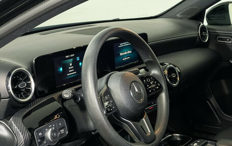 Mercedes-Benz A-Класс, 2018 год, 2 548 000 рублей, 13 фотография
