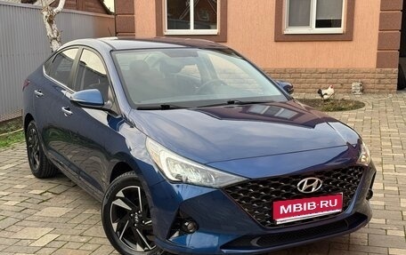 Hyundai Solaris II рестайлинг, 2021 год, 1 950 000 рублей, 1 фотография