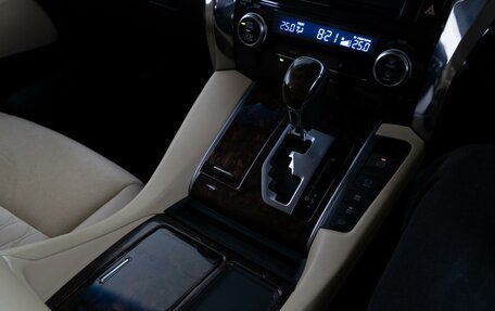 Toyota Vellfire II, 2019 год, 4 567 979 рублей, 19 фотография