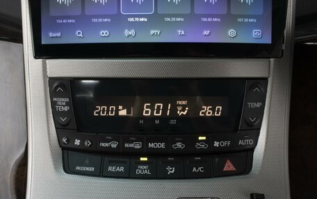 Toyota Vellfire I, 2013 год, 2 700 000 рублей, 17 фотография