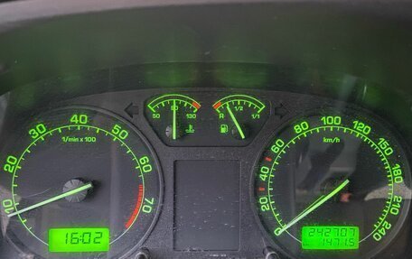 Skoda Octavia IV, 2002 год, 319 000 рублей, 8 фотография