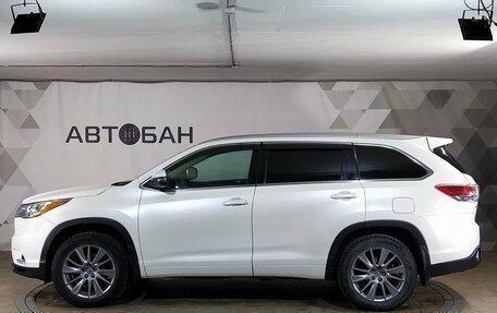 Toyota Highlander III, 2014 год, 2 649 000 рублей, 4 фотография