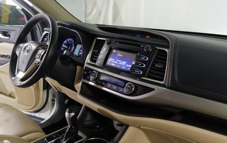 Toyota Highlander III, 2014 год, 2 649 000 рублей, 9 фотография