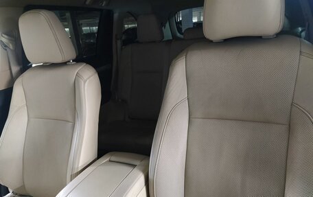 Toyota Highlander III, 2014 год, 2 649 000 рублей, 10 фотография