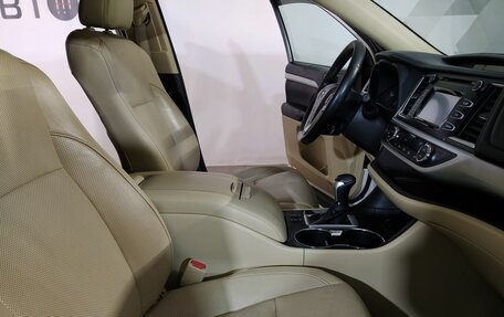 Toyota Highlander III, 2014 год, 2 649 000 рублей, 19 фотография