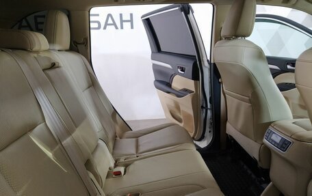 Toyota Highlander III, 2014 год, 2 649 000 рублей, 20 фотография