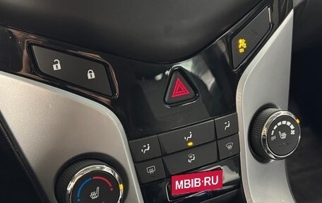 Chevrolet Cruze II, 2013 год, 940 000 рублей, 10 фотография