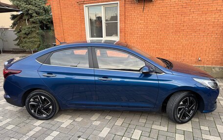 Hyundai Solaris II рестайлинг, 2021 год, 1 950 000 рублей, 4 фотография