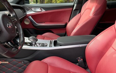 KIA Stinger I, 2019 год, 3 700 000 рублей, 10 фотография