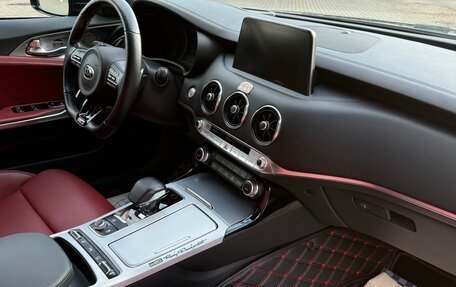 KIA Stinger I, 2019 год, 3 700 000 рублей, 18 фотография