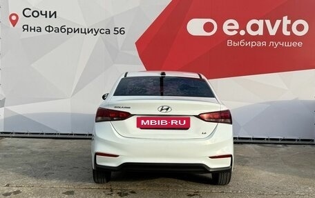 Hyundai Solaris II рестайлинг, 2017 год, 800 000 рублей, 5 фотография