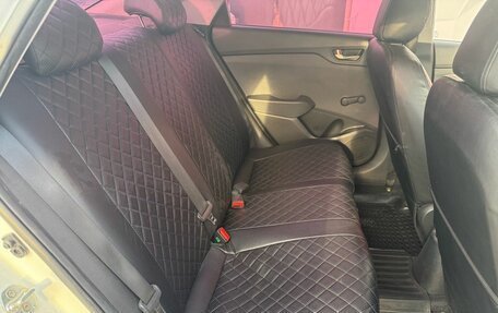 Hyundai Solaris II рестайлинг, 2017 год, 800 000 рублей, 18 фотография