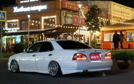 Nissan Laurel VIII, 2001 год, 790 000 рублей, 1 фотография