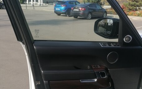 Land Rover Range Rover IV рестайлинг, 2013 год, 3 000 000 рублей, 12 фотография