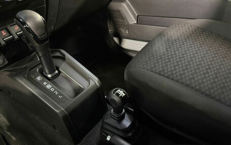 Suzuki Jimny, 2021 год, 3 090 000 рублей, 14 фотография