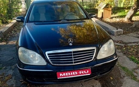 Mercedes-Benz S-Класс, 2005 год, 1 100 000 рублей, 1 фотография