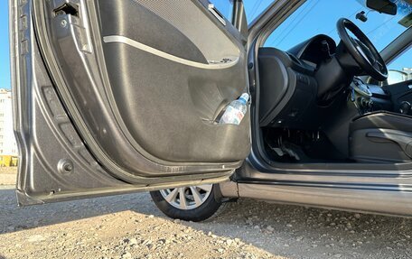 Hyundai Solaris II рестайлинг, 2011 год, 855 000 рублей, 7 фотография