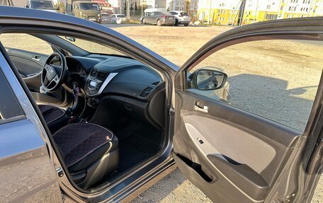 Hyundai Solaris II рестайлинг, 2011 год, 855 000 рублей, 13 фотография