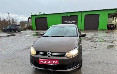 Volkswagen Polo VI (EU Market), 2014 год, 950 000 рублей, 1 фотография
