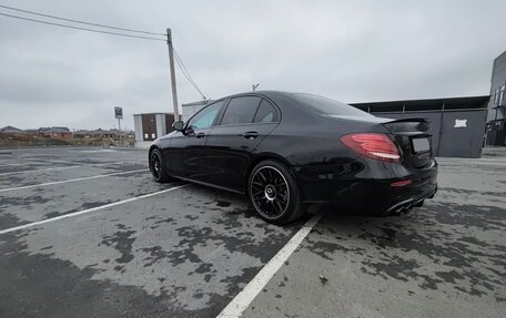 Mercedes-Benz E-Класс, 2019 год, 3 849 000 рублей, 1 фотография