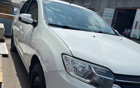 Renault Logan II, 2021 год, 670 000 рублей, 17 фотография