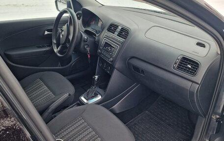 Volkswagen Polo VI (EU Market), 2017 год, 799 000 рублей, 11 фотография