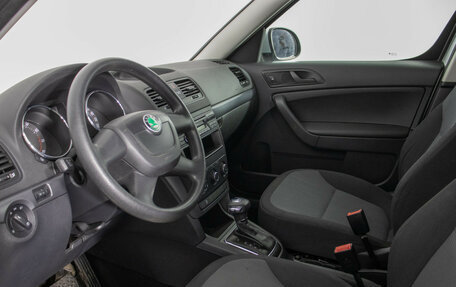 Skoda Yeti I рестайлинг, 2011 год, 789 000 рублей, 10 фотография