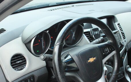 Chevrolet Cruze II, 2012 год, 550 000 рублей, 9 фотография