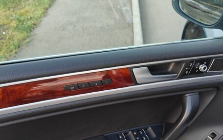 Volkswagen Touareg III, 2010 год, 2 022 000 рублей, 10 фотография