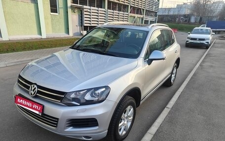 Volkswagen Touareg III, 2010 год, 2 022 000 рублей, 4 фотография