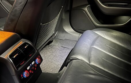 Audi A6, 2012 год, 1 800 000 рублей, 14 фотография