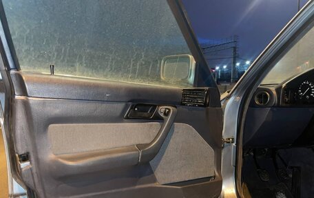 BMW 5 серия, 1989 год, 270 000 рублей, 13 фотография